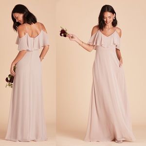 JANE CONVERTIBLE DRESS
CHIFFON TAUPE